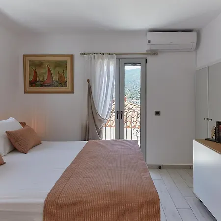 Euphoria House Villa Poros Town Exterior photo
