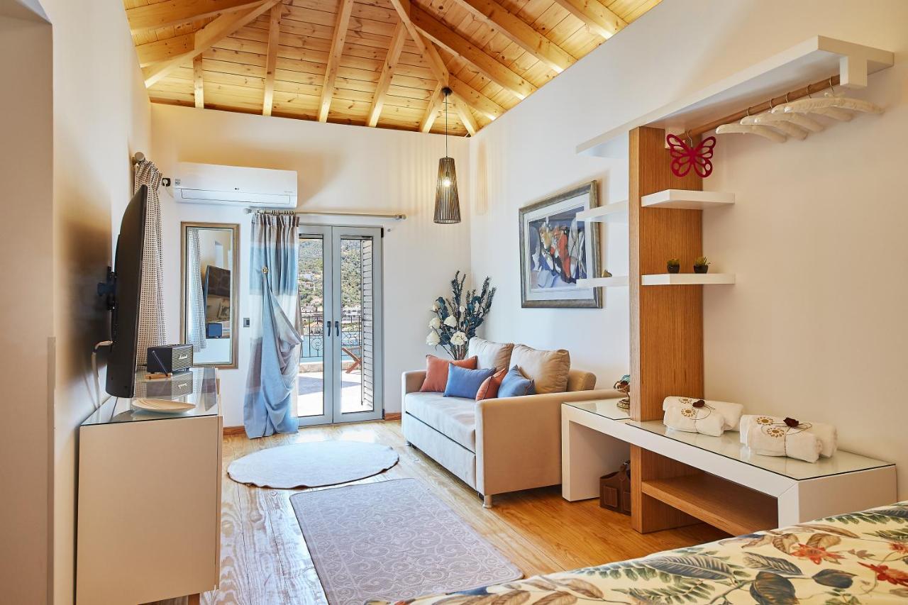 Euphoria House *